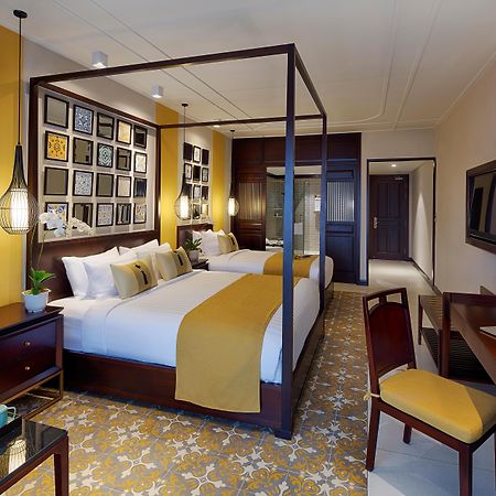 Allegro Hoi An . A Little Luxury Hotel & Spa מראה חיצוני תמונה A suite at the Taj Bengal