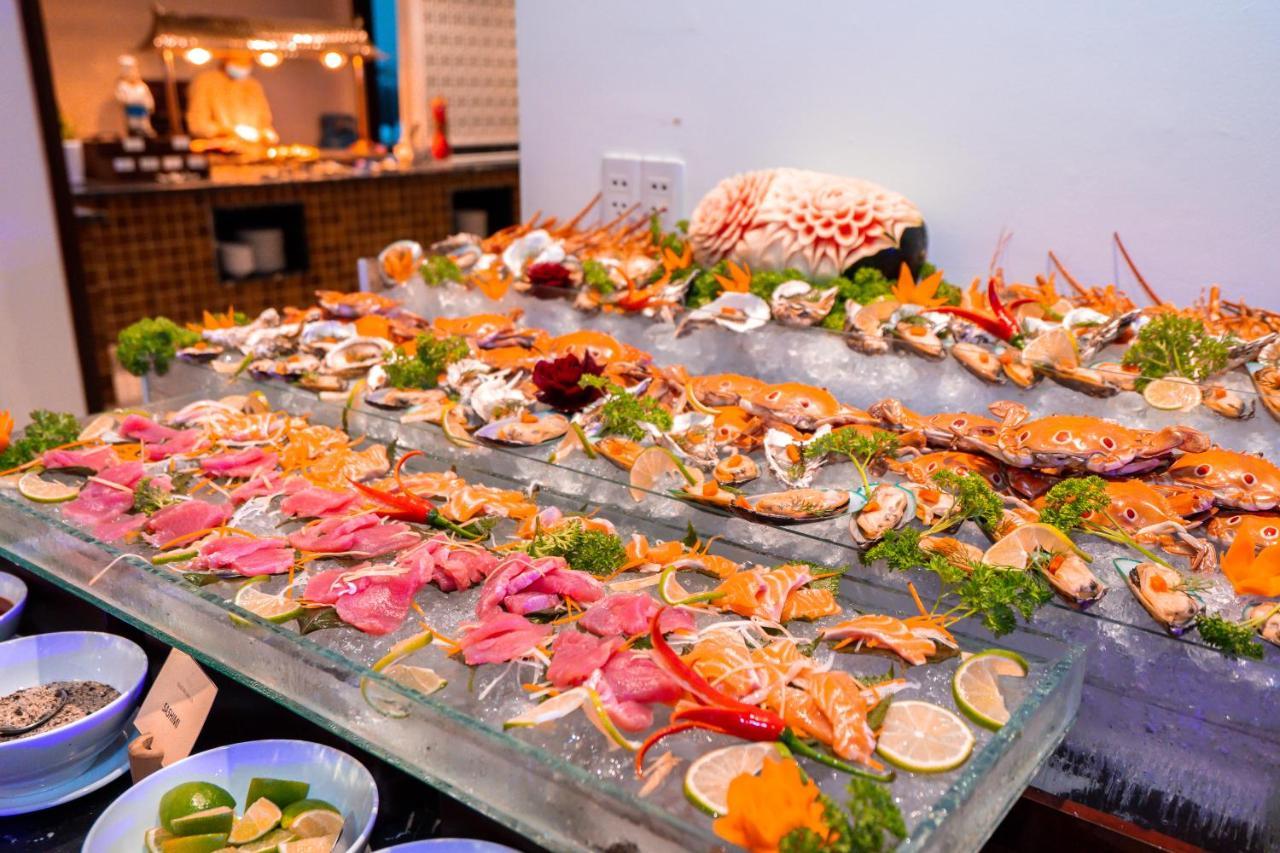 Allegro Hoi An . A Little Luxury Hotel & Spa מראה חיצוני תמונה Seafood on ice